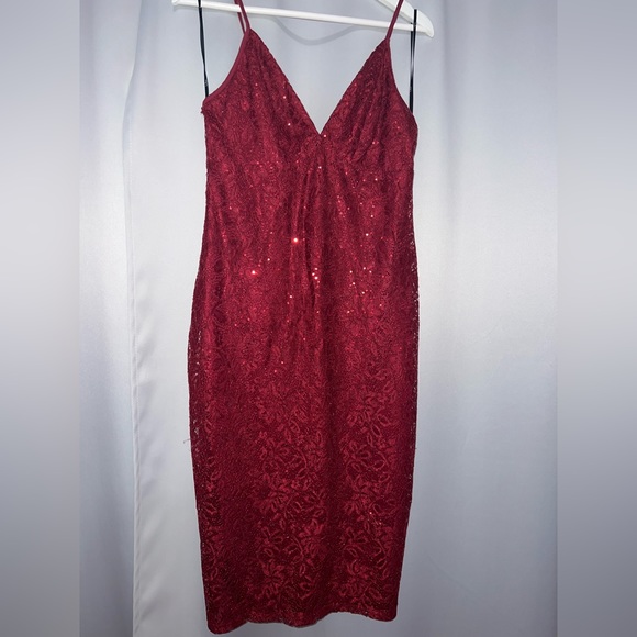 Lulus midi lace red dress - Picture 9 of 10